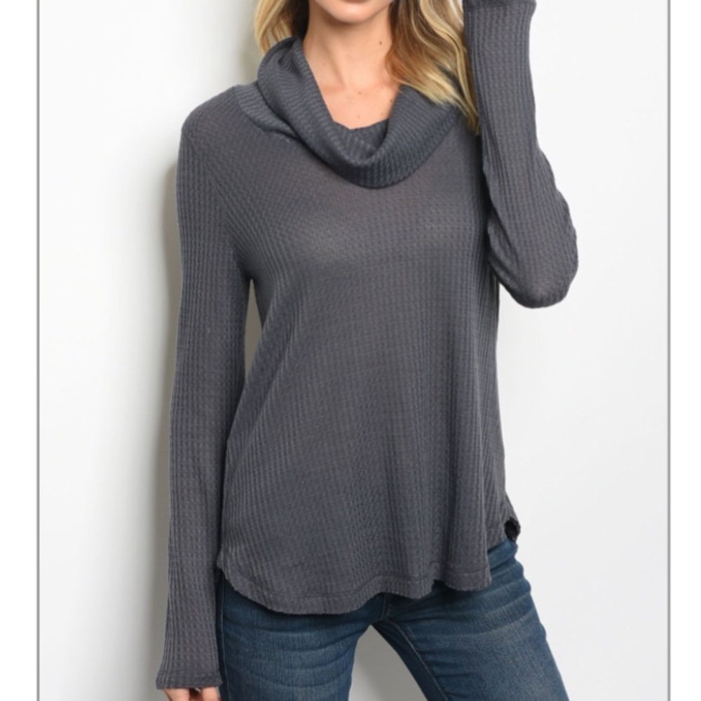 Soft and cozy Cowl Neck Sweater - Gray